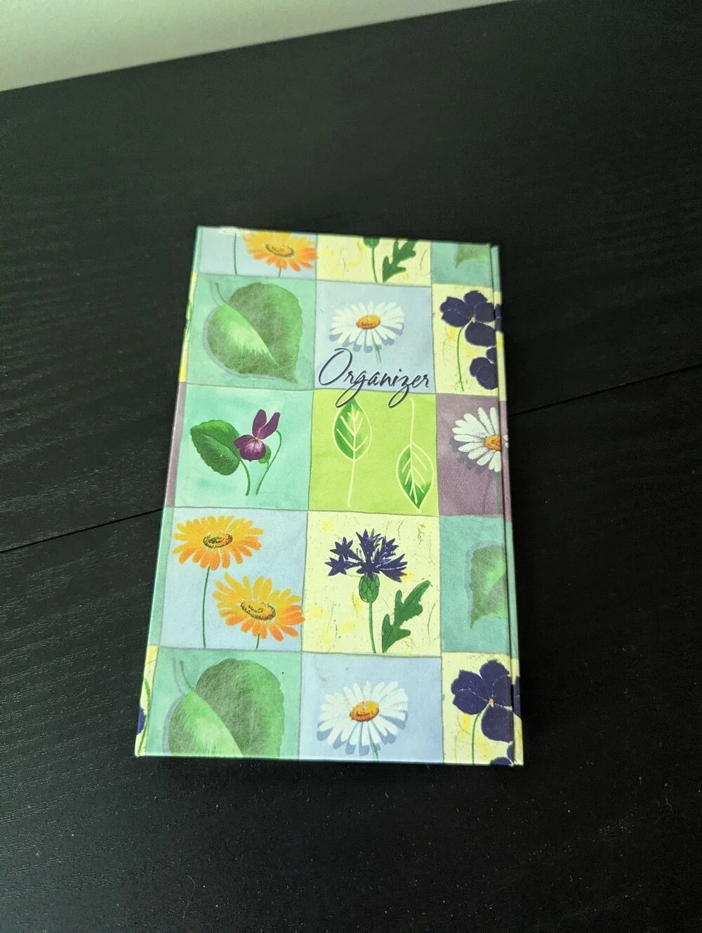Y2K 2000s 2002 Compact Organizer/Day Planner Address Book Notes Floral Magnet